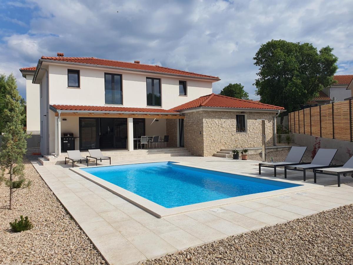 Villa Zora Rasopasno Exterior foto